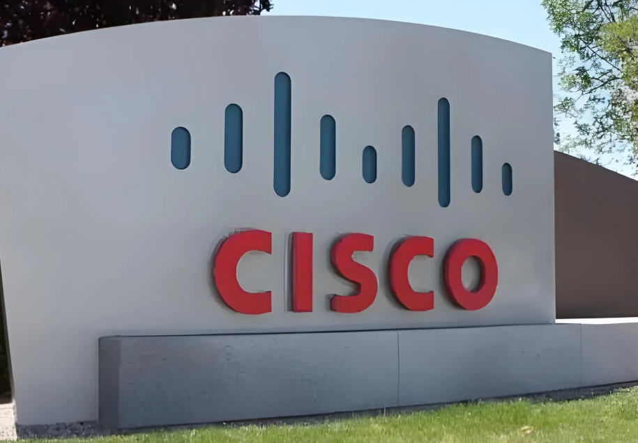 思科上调2026财年业绩展望 得益于AI投资热潮 股价